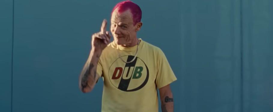 Flea transforma “Thinkin Bout You”, de Frank Ocean, em peça jazzística para novo álbum solo