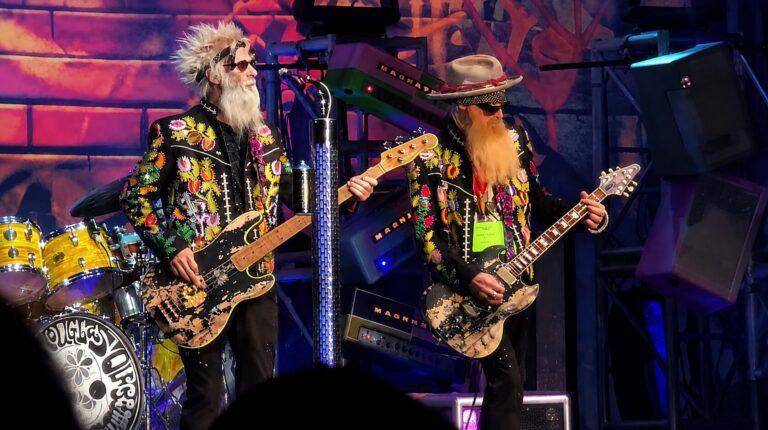 ZZ Top cancela show após citar “obstáculos intransponíveis” e deixa fãs sem explicações