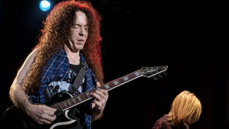 Ex-Megadeth, Marty Friedman confirma show em Curitiba; veja data, ingressos e o que esperar da turnê