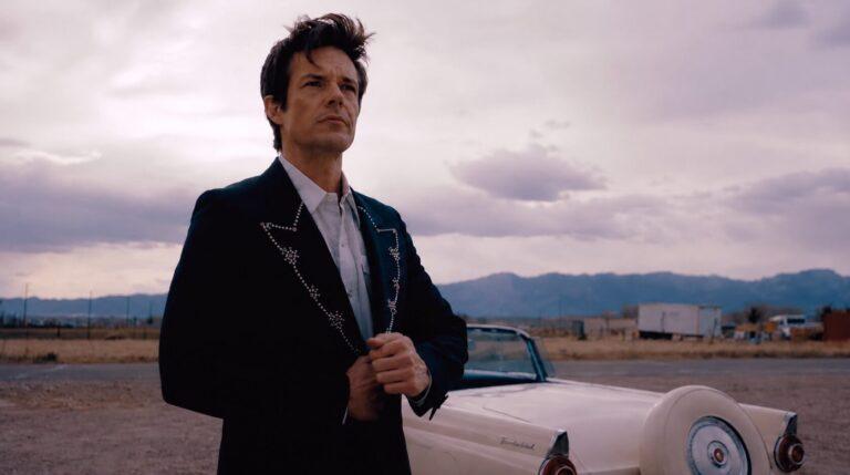 Brandon Flowers admite que pensou em abandonar a música e revela crise sobre o futuro da carreira