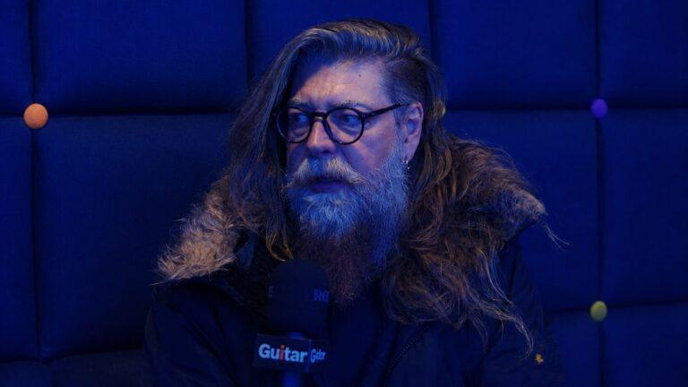 Jim Root quebra silêncio sobre rumores da saída de Sid Wilson do Slipknot: “Esperem mais informações”