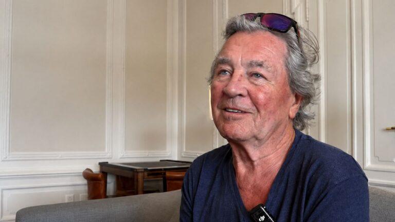 Ian Gillan rebate rumores de aposentadoria: “Eu não canto com os olhos”