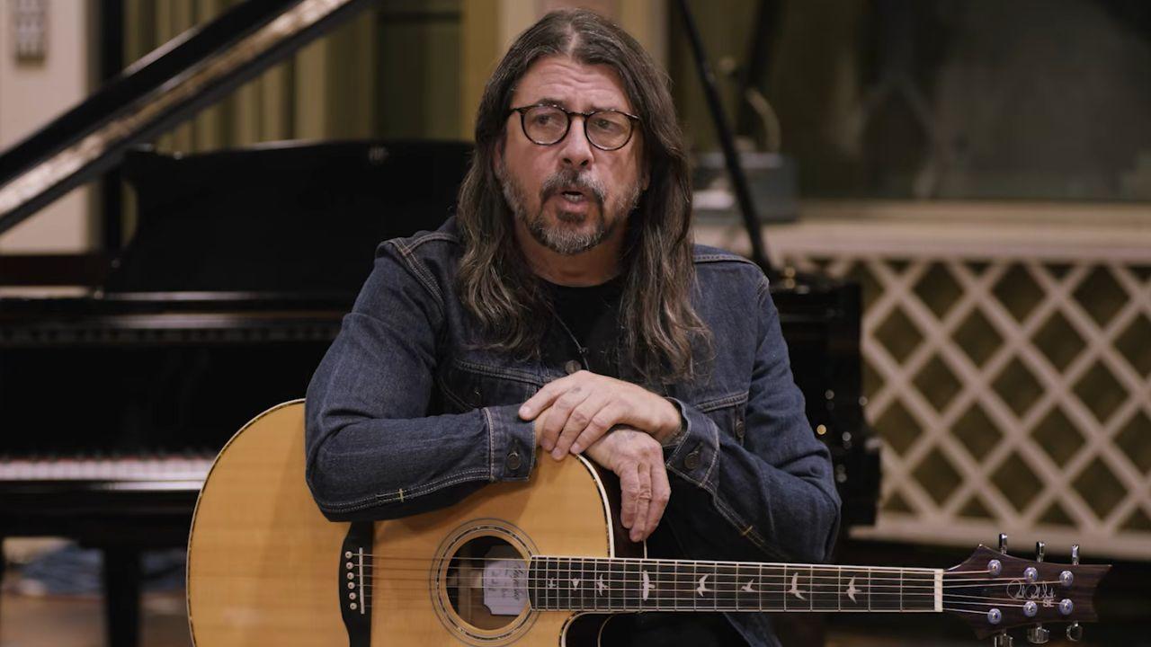 Dave Grohl aponta clássico do Pixies como o “álbum perfeito” que já ouviu milhares de vezes