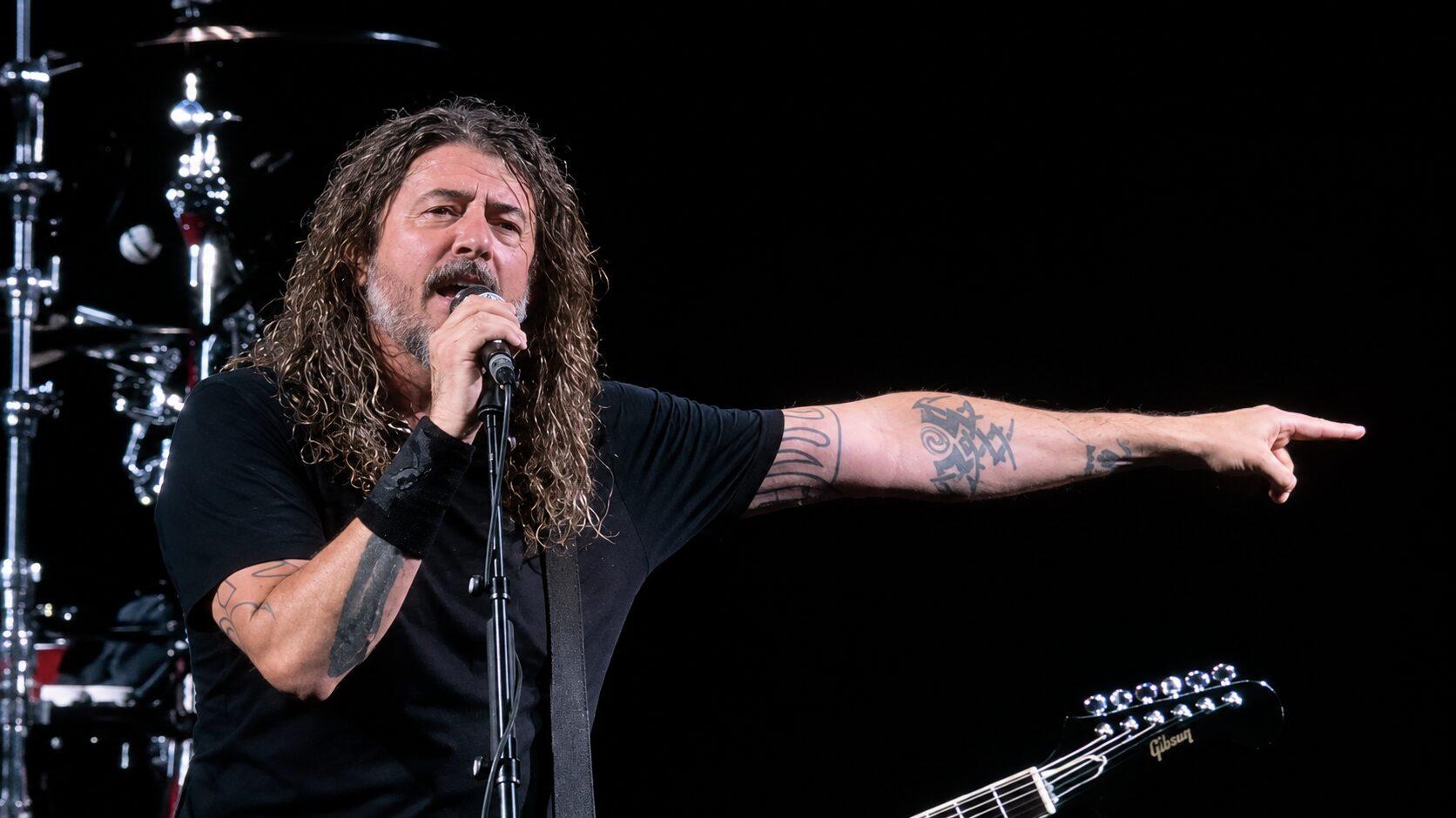 Turnê do Foo Fighters é aclamada por shows grandiosos e energia de sobra