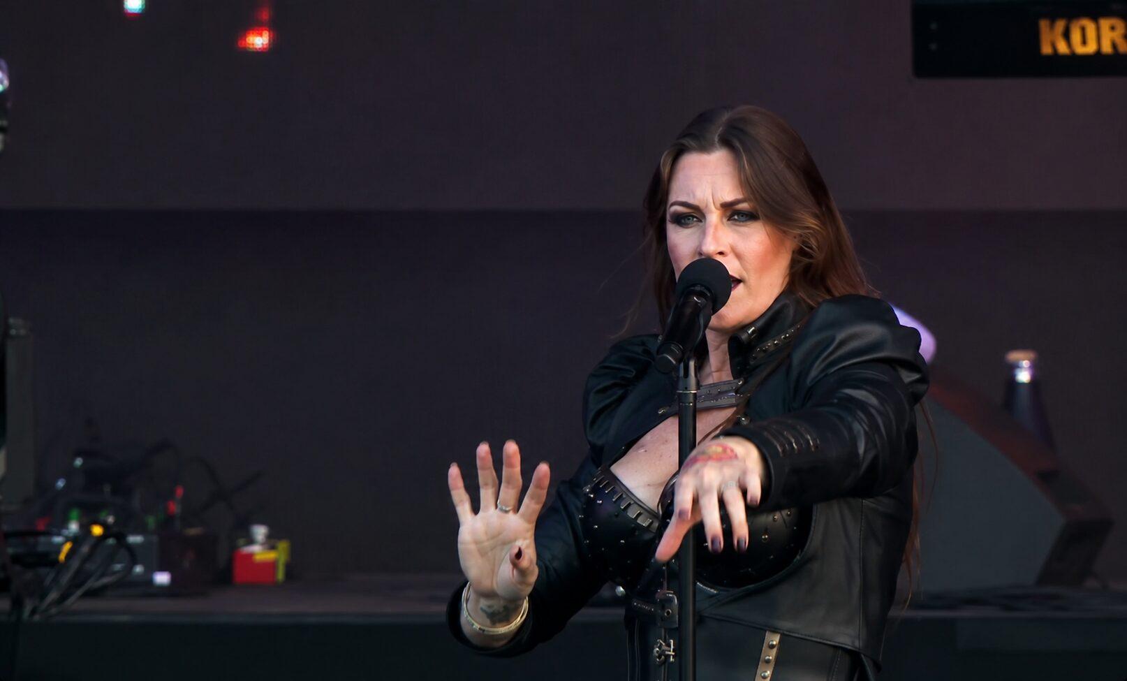 Nightwish segue em hiato e Floor Jansen revela: “não há nada planejado”