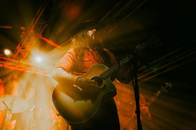 Shawn James anuncia turnê no Brasil com shows em Porto Alegre, São Paulo e Curitiba