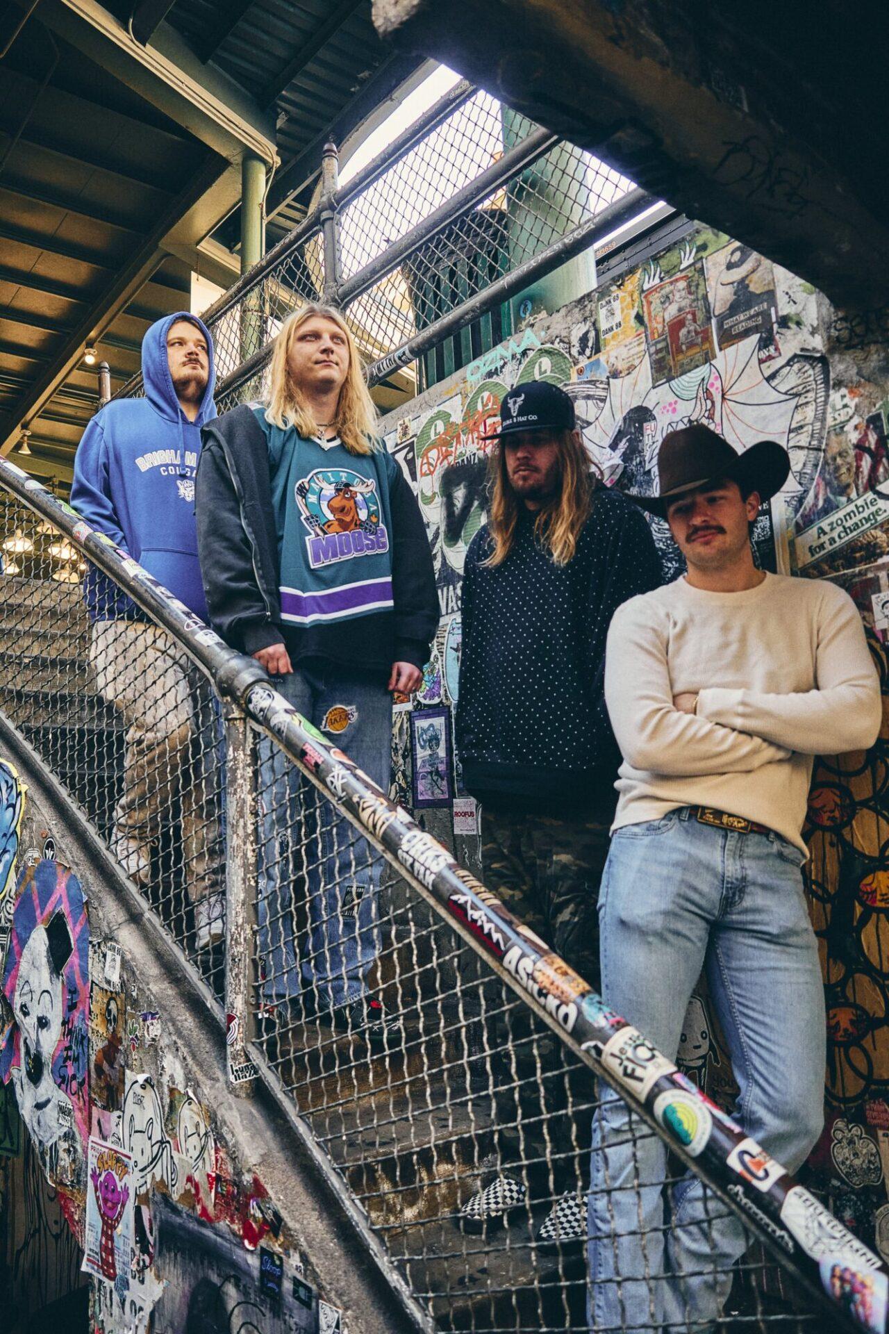 Dexter and The Moonrocks lança o grunge “Freakin’ Out”