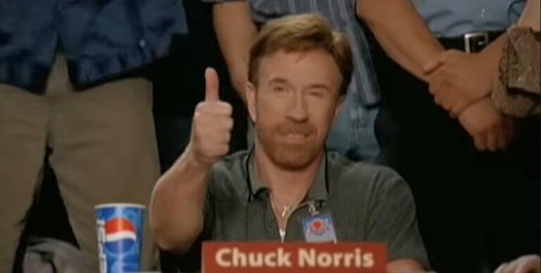 Morre Chuck Norris, ícone do cinema de ação e das artes marciais, aos 86 anos