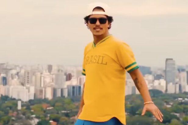 Bruno Mars anuncia que seu novo álbum, o primeiro solo em 10 anos, está pronto