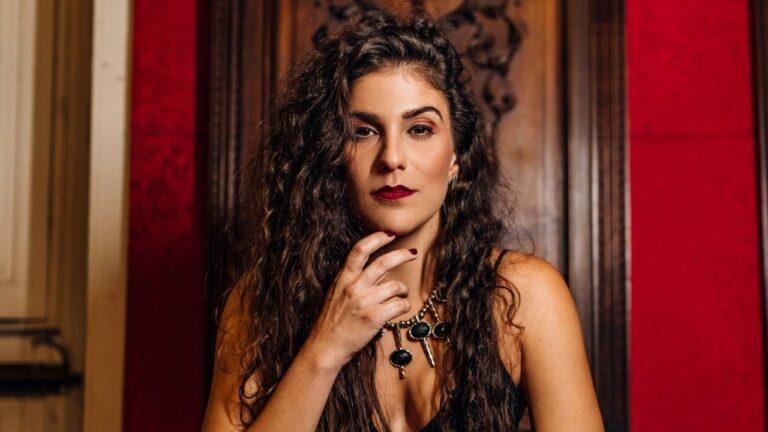 Betta, cantora curitibana, volta ao Rock in Rio 2026 para sua quarta participação
