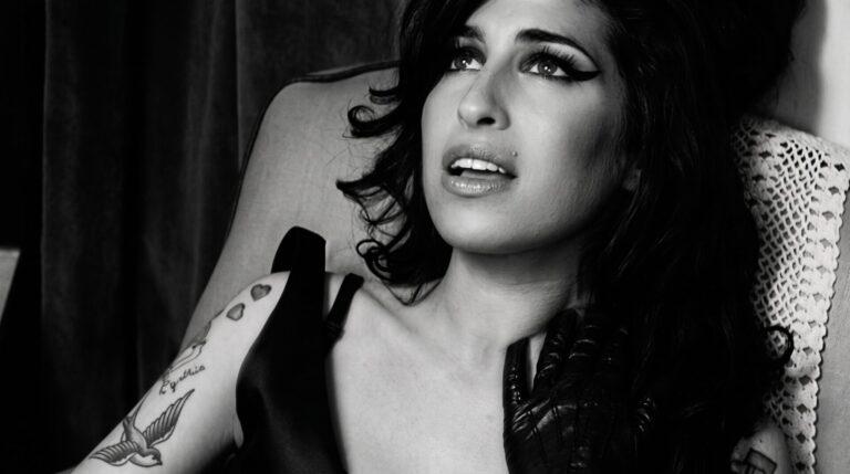 Amy Winehouse terá ‘Back to Black’ tocado ao vivo 20 anos depois, com Mark Ronson e Jorja Smith em Londres