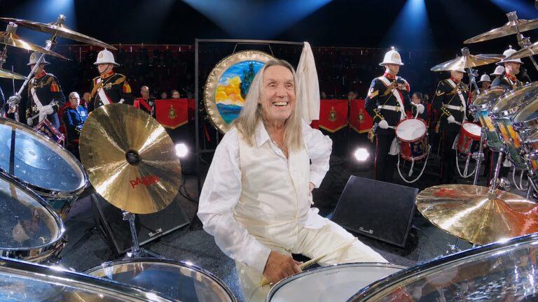 Nicko McBrain revela qual baterista brasileiro sugeriu ao Iron Maiden